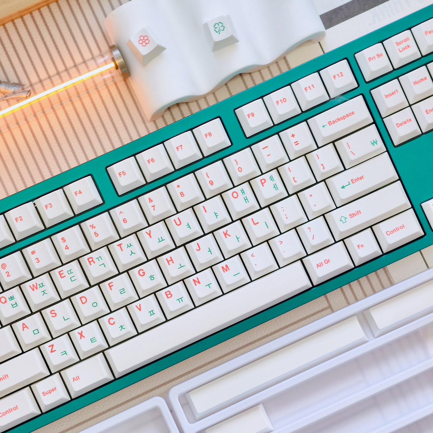 Set di 144 Tasti Irregolari Bi - Keycaps Cherry Profile Pbt recensione e prezzo