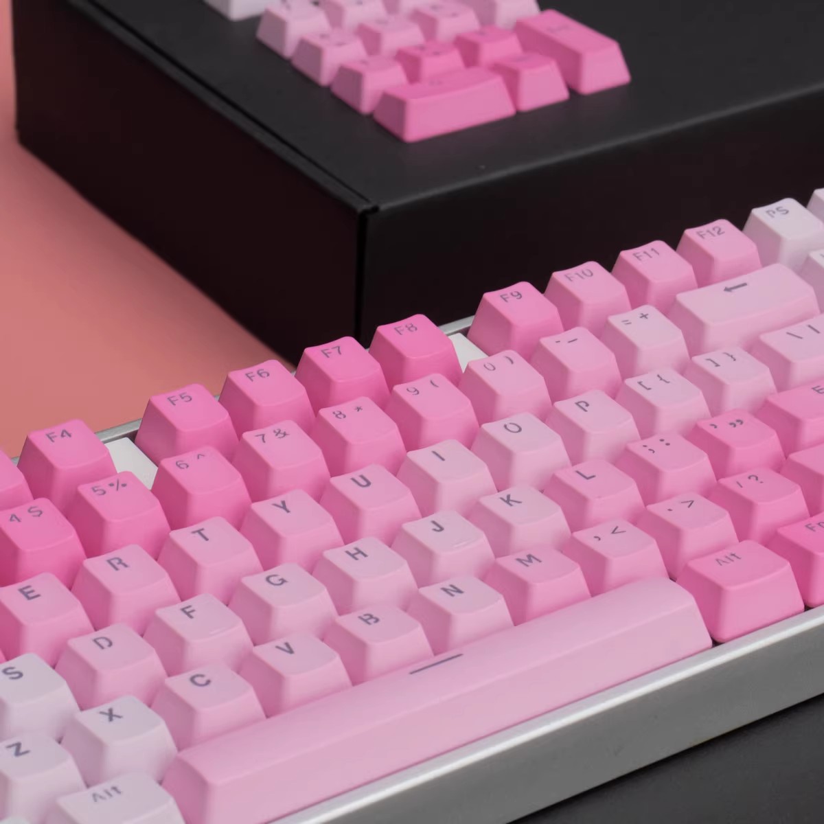 104 tasti sakura Pink Keycaps  - Keycaps Pbt Double Shot 104 Keys recensione e prezzo