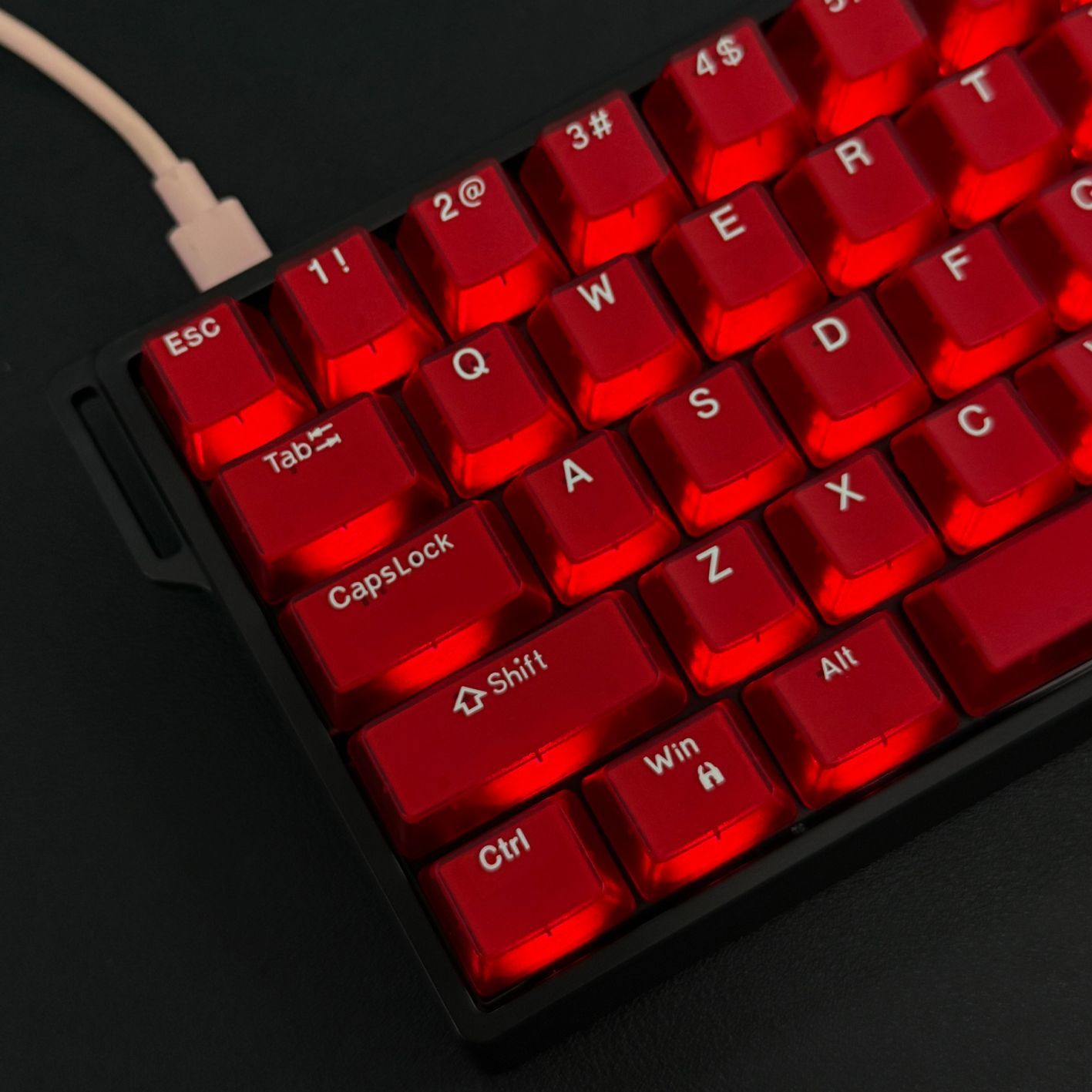 Set di 114 Tasti in PBT Rosso  - Keycaps Translucent Pudding Rgb recensione e prezzo